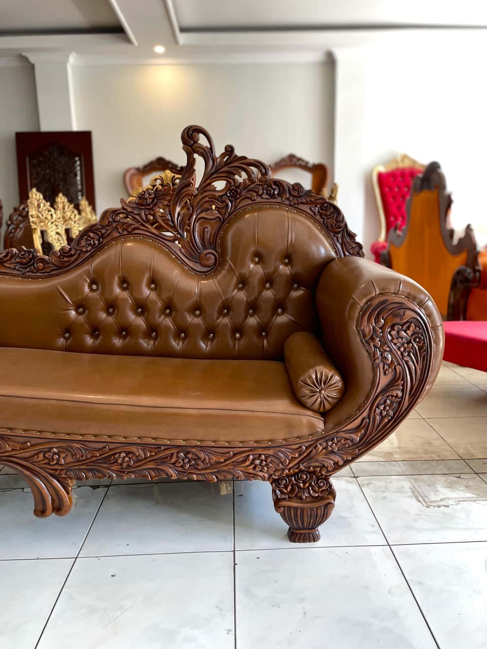 Luxury Handcrafted Single Sofa